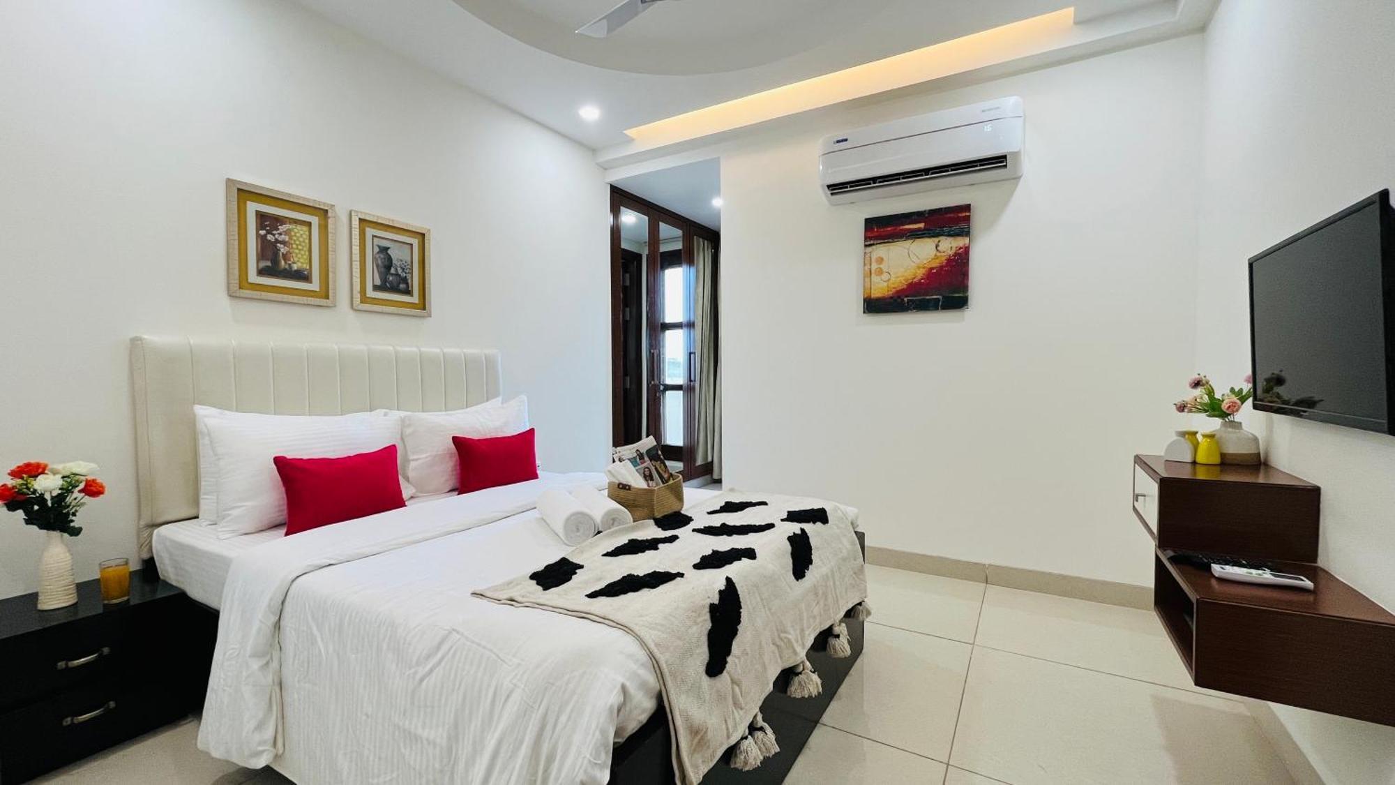 Olive Service Apartments - Golf Course Road คูร์เคาน์ ห้อง รูปภาพ