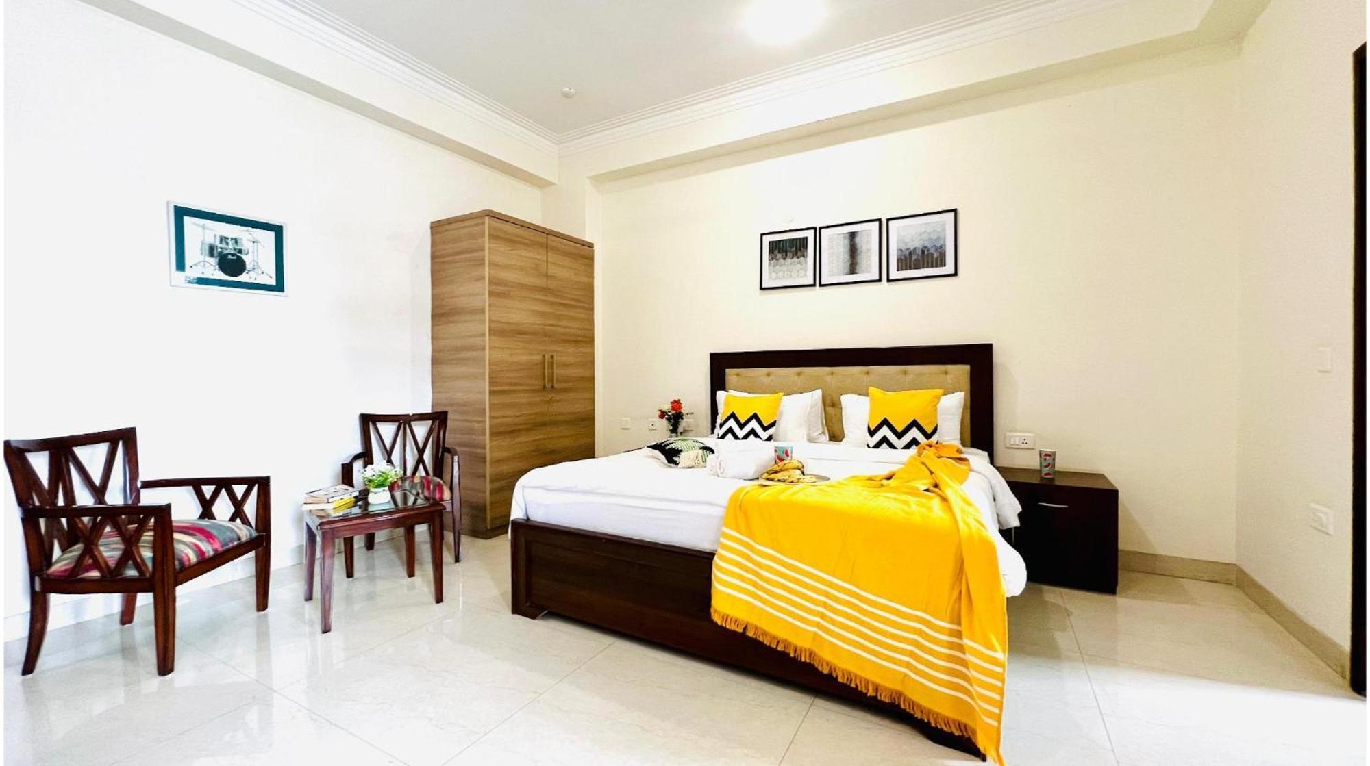 Olive Service Apartments - Golf Course Road คูร์เคาน์ ภายนอก รูปภาพ