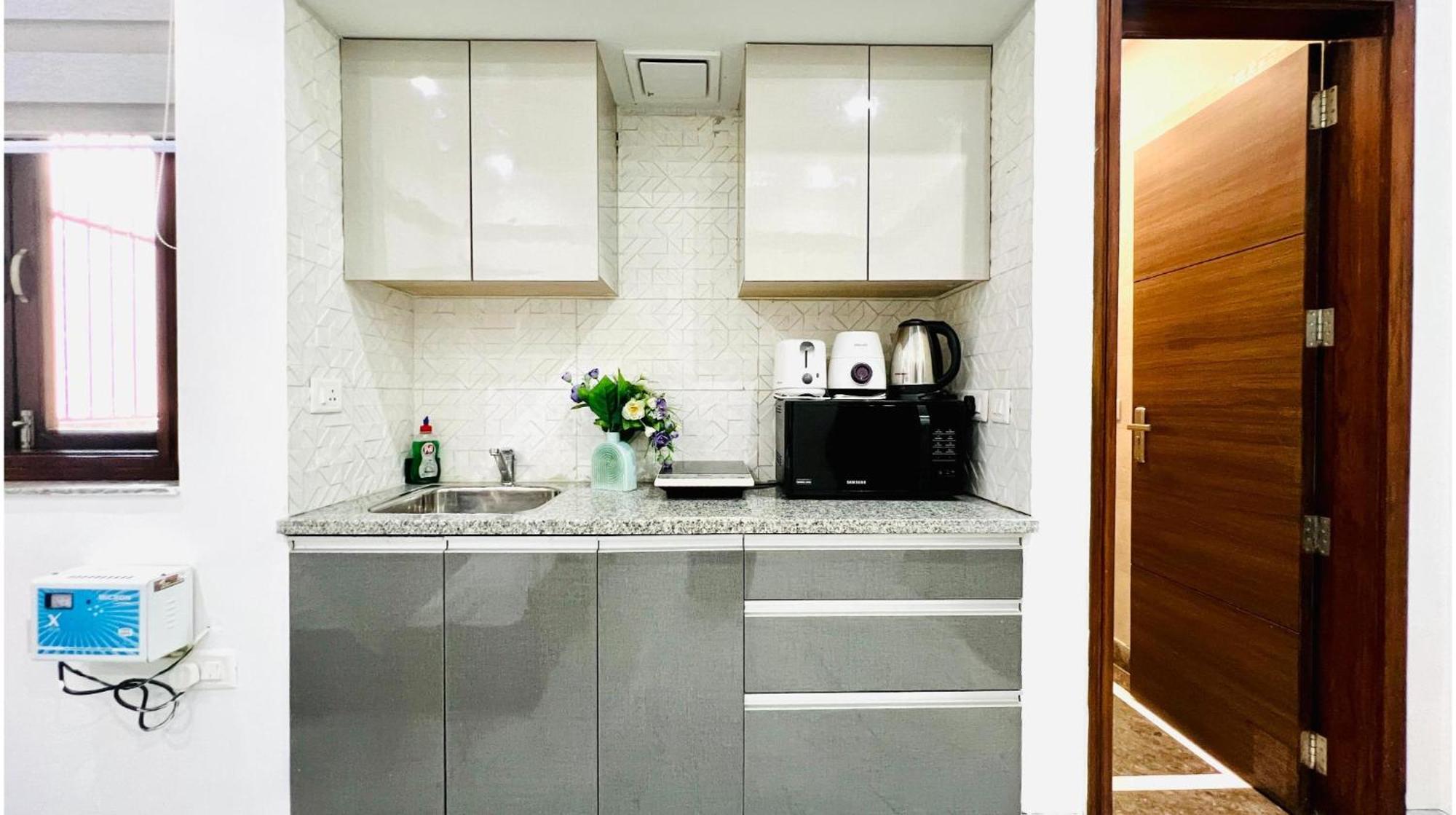Olive Service Apartments - Golf Course Road คูร์เคาน์ ภายนอก รูปภาพ