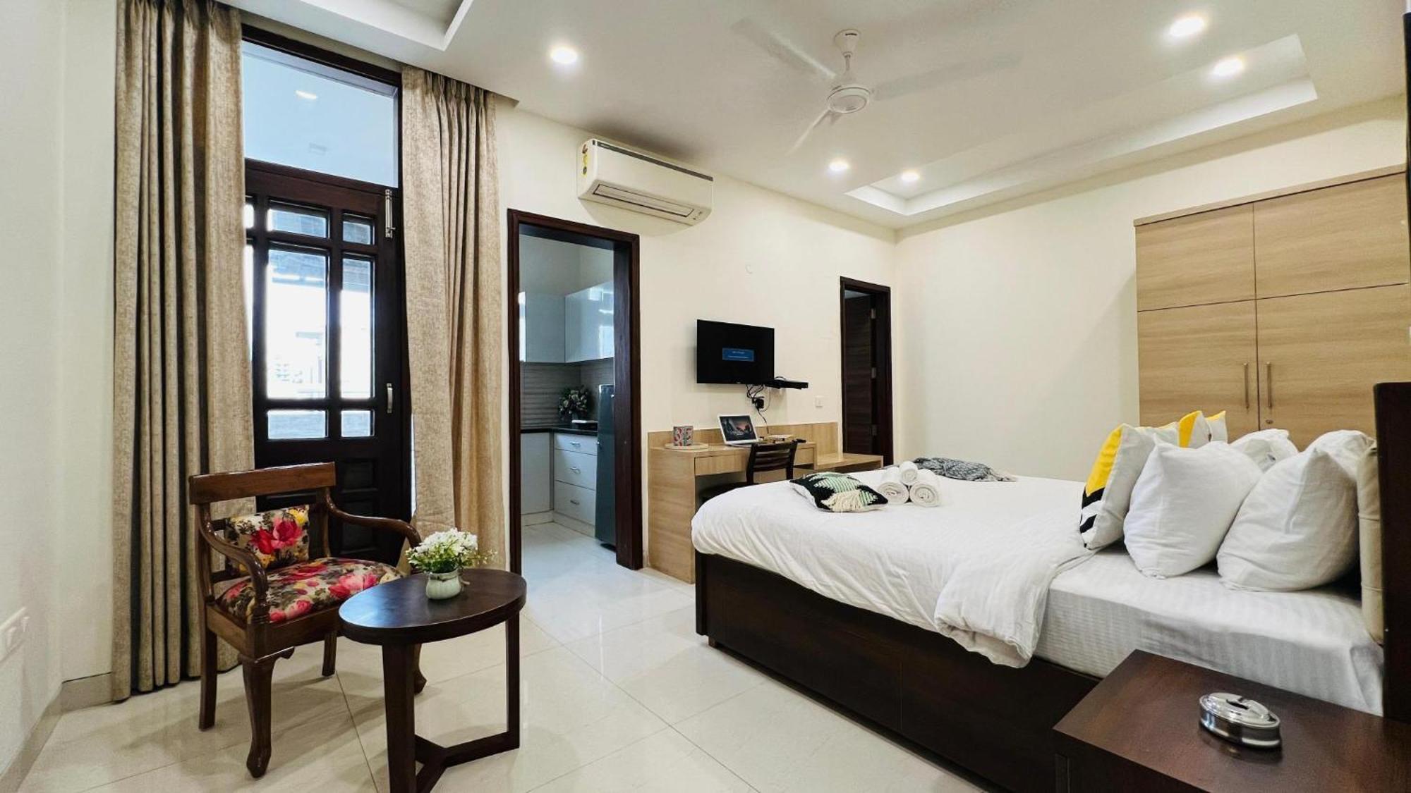 Olive Service Apartments - Golf Course Road คูร์เคาน์ ห้อง รูปภาพ
